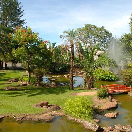 Lacqua Diroma Hotel Com Parque Aquatico 24 Horas Caldas Novas Exterior foto