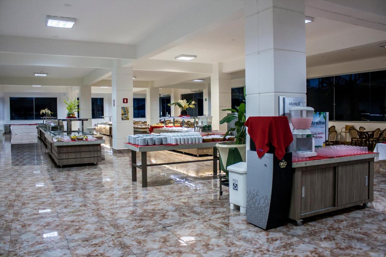 Lacqua Diroma Hotel Com Parque Aquatico 24 Horas Caldas Novas Exterior foto